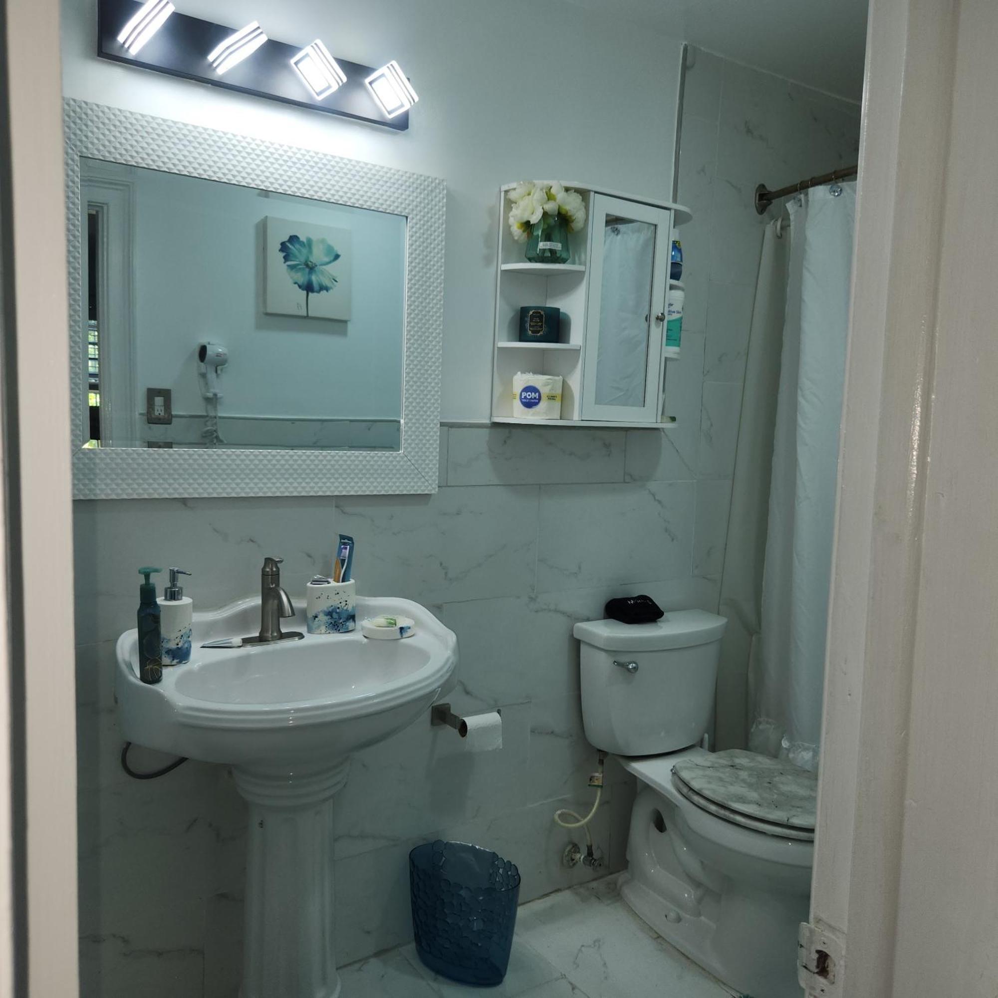 Hotel Jubilee Gardens Freeport Habitación foto