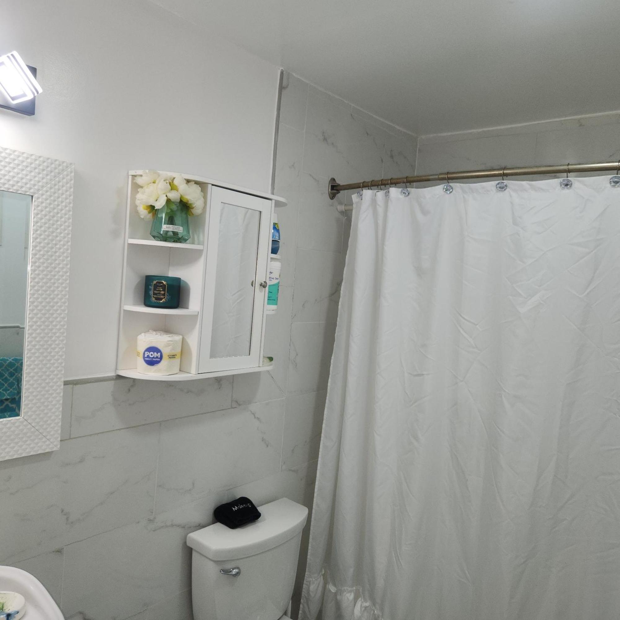 Hotel Jubilee Gardens Freeport Habitación foto